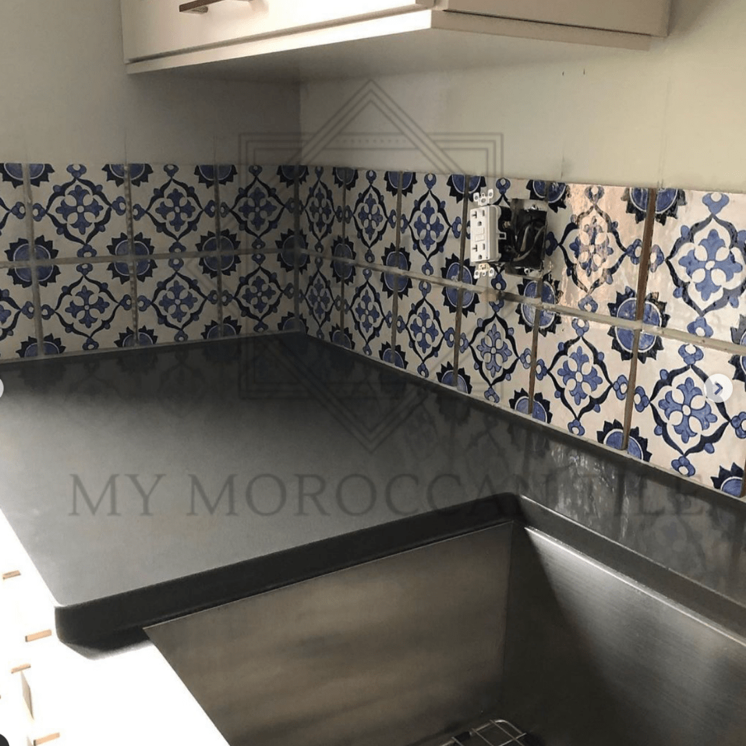 Hand painted Moroccan tile – 17126 - My Moroccan Tile
